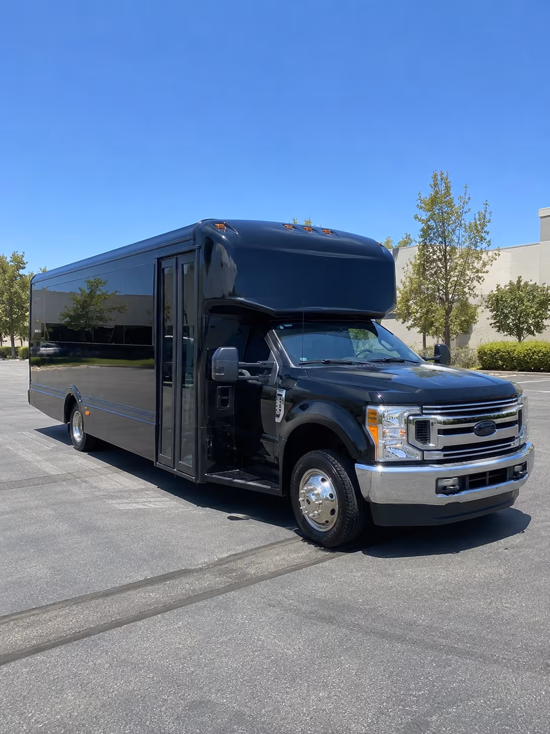 alexandria holiday party bus rental