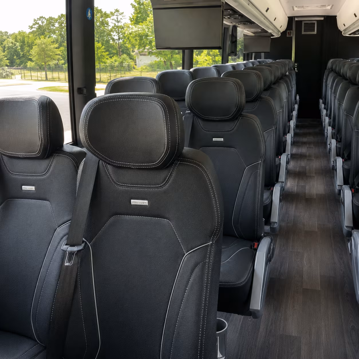 conference and event shuttles between alexandria hotels and meeting venues