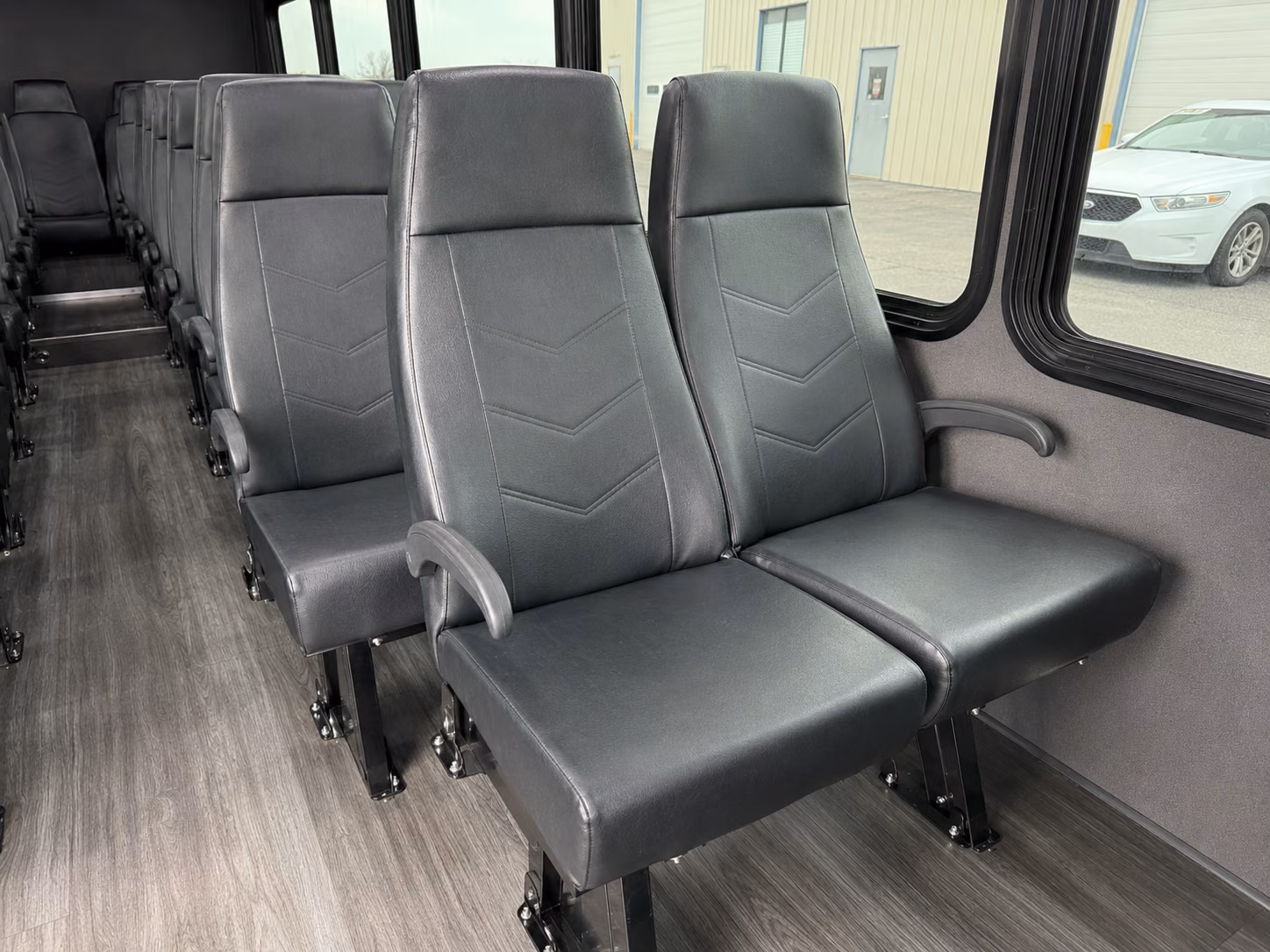 fairfax alexandria charter buses