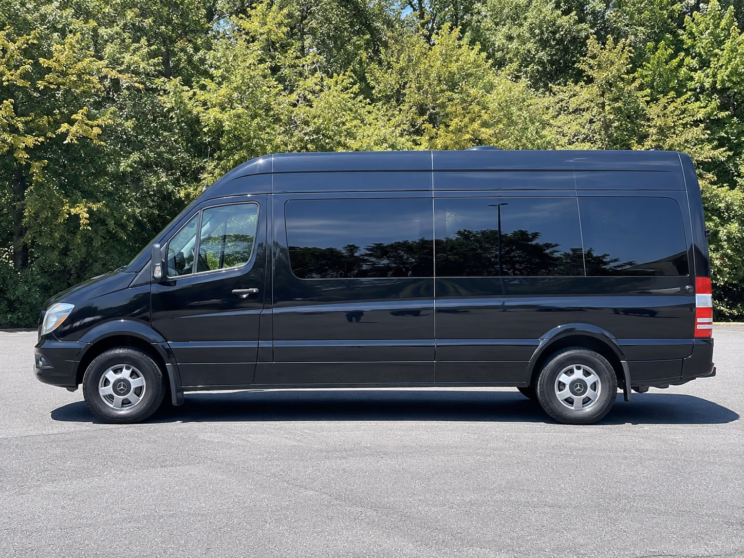 rockville discreet government and military shuttles in rockville