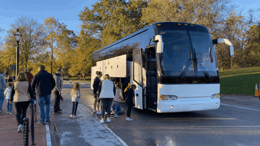 students and teachers arriving by charter bus at george washington’s mount vernon for a school field trip from alexandria virginia